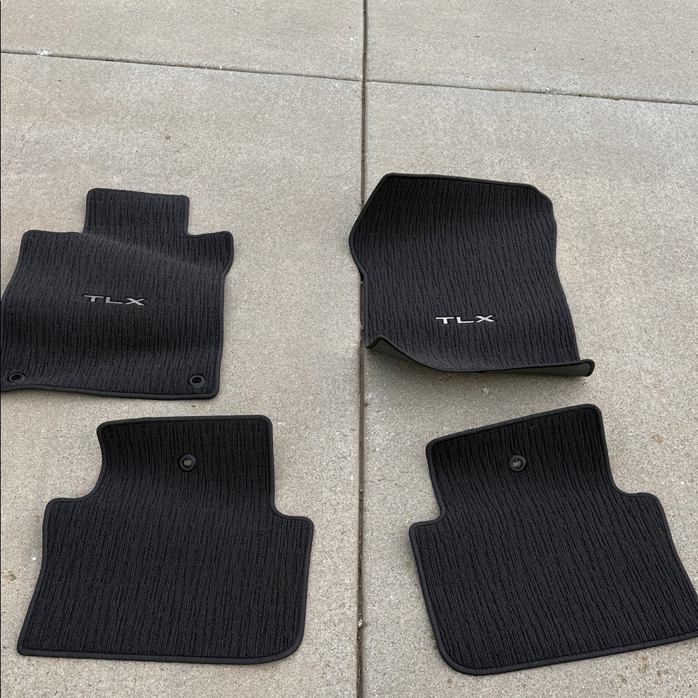 Black TLX Car Floor Mats